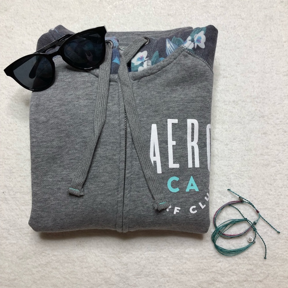 Aeropostale Size S - CA Surf Club Floral Hoodie